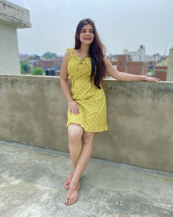 Bangladeshi hot girl in sexy dress