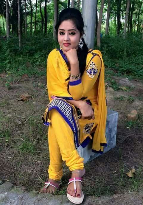 Bangladeshi hot girl in salwar