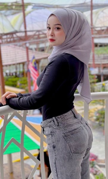 hot sexy arab muslim hijab girl asian